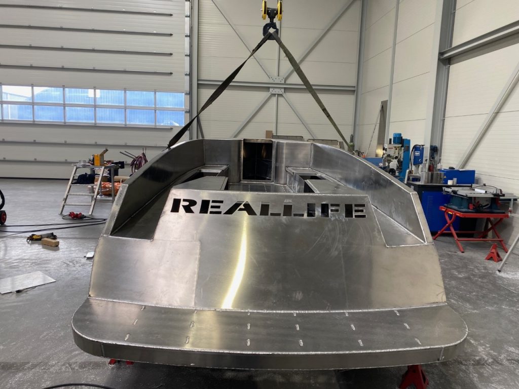 Reallife 650 aluminium boten achter aanzicht